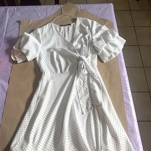 White polka dot dress size small